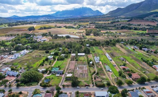 Azienda agricola a Stellenbosch, Capo Occidentale, Sudafrica 1