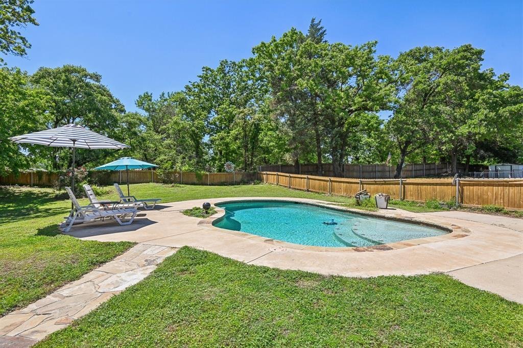 House in Tool, Texas, United States 5 - 17625944