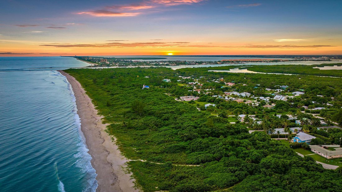 Fort Pierce, Florida, United States 5 - 16632763