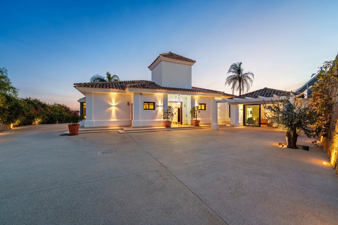 Villa in Nueva Andalucia, Marbella, Spain 3 - 17625995
