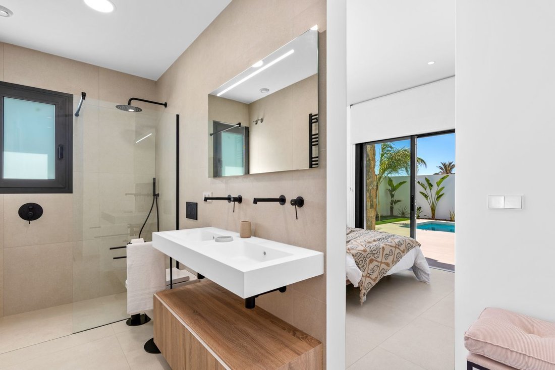 Villa in San Javier (Neighbourhood), San Javier, Región de Murcia 3 - 17625961