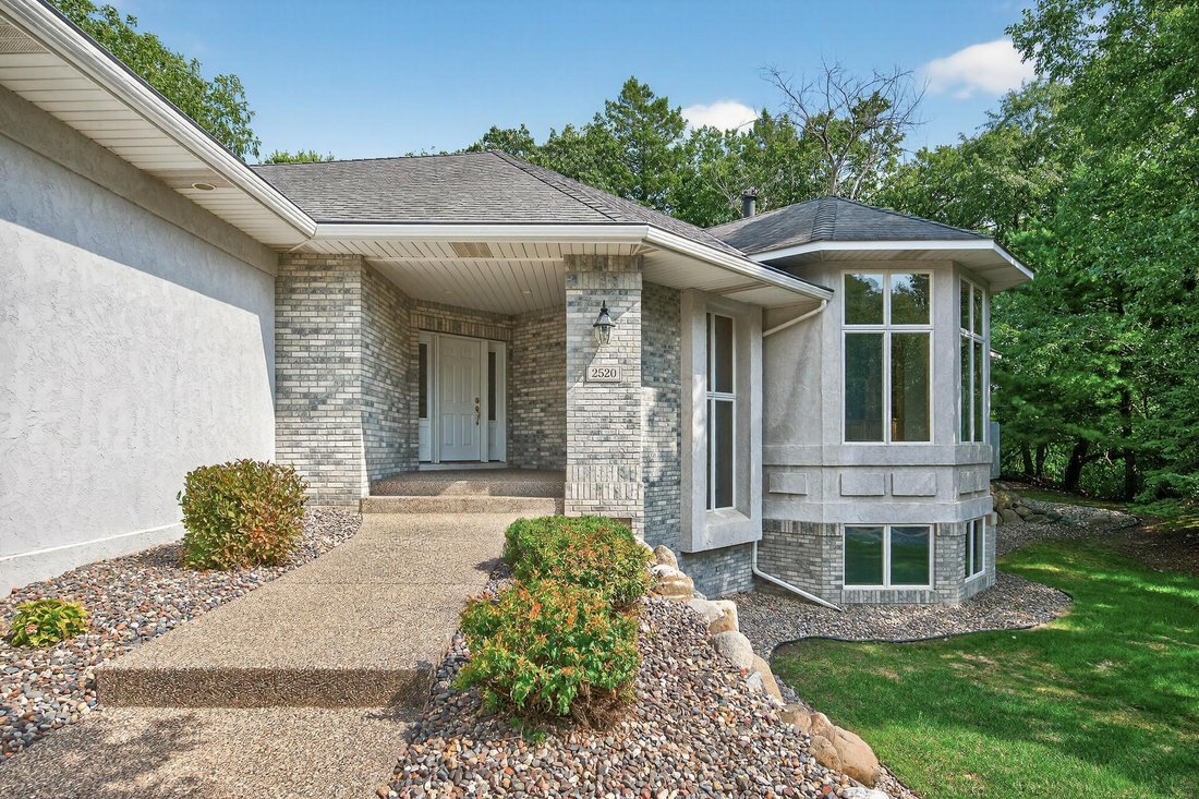 House in Mendota Heights, Minnesota, United States 3 - 17625523