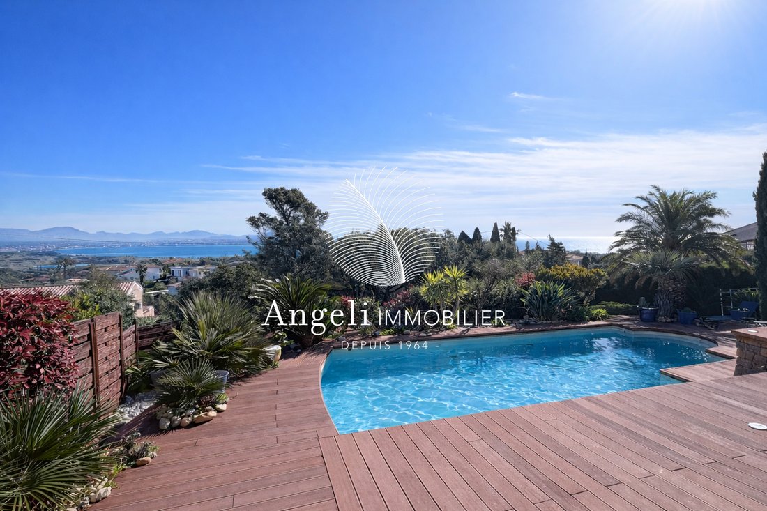 Villa in Frejus, Provence-Alpes-Côte d'Azur, France 3 - 17625956