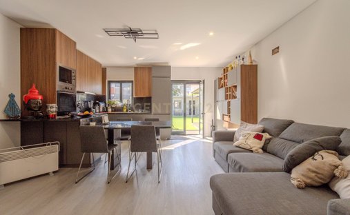 Villa à Mafamude et Vilar do Paraiso, District de Porto, Portugal 1