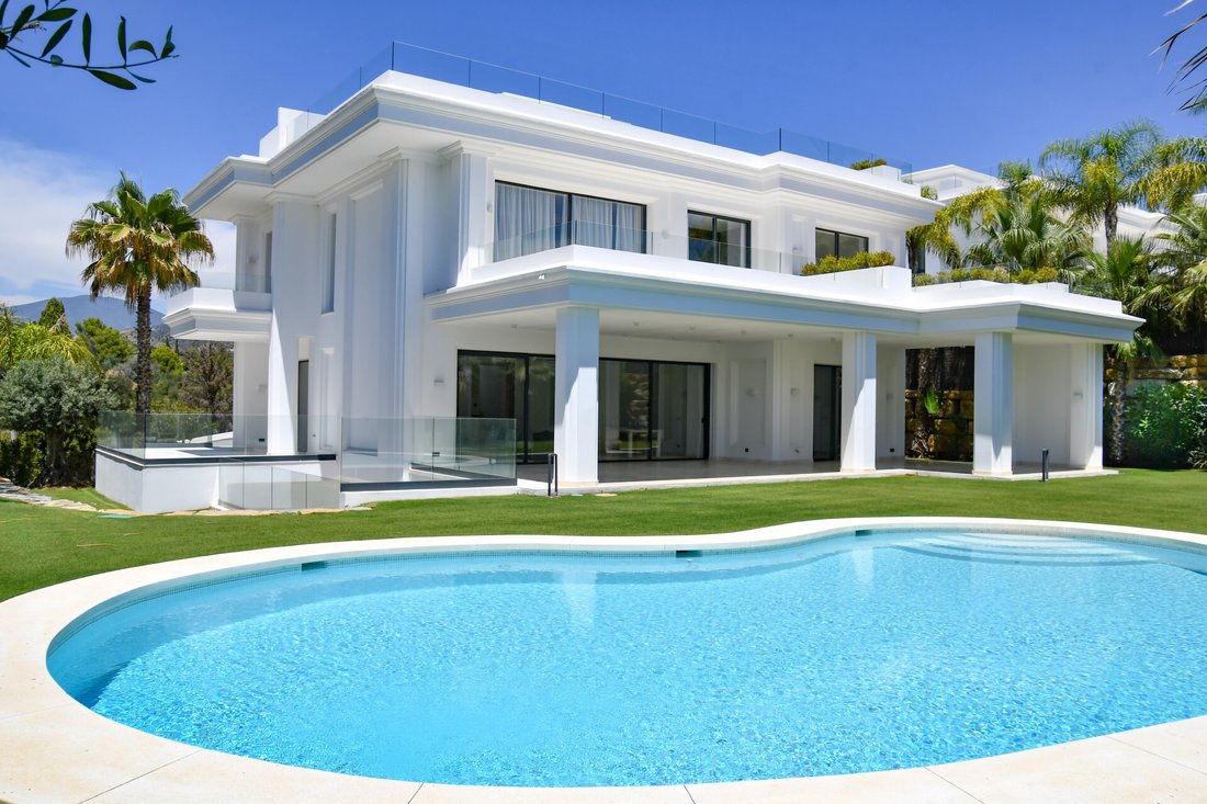 Villa in Marbella, Andalusia, Spain 1 - 17626043