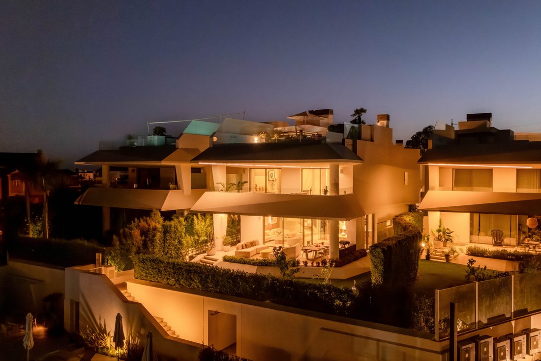 Villa in Nueva Andalucia, Marbella, Spain 2 - 17626009