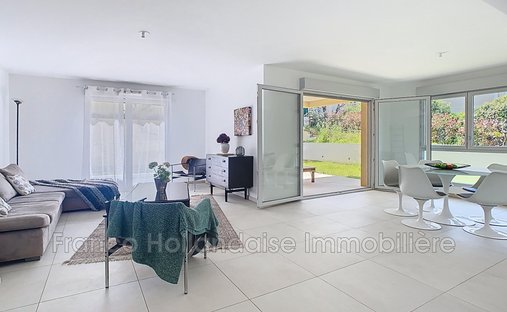 Apartment in Les Cougoulins-Rastines, Antibes, France 1