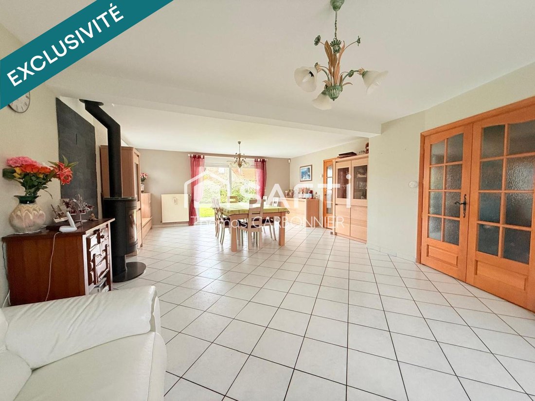 House in Santes, Hauts-de-France, France 1 - 17627181