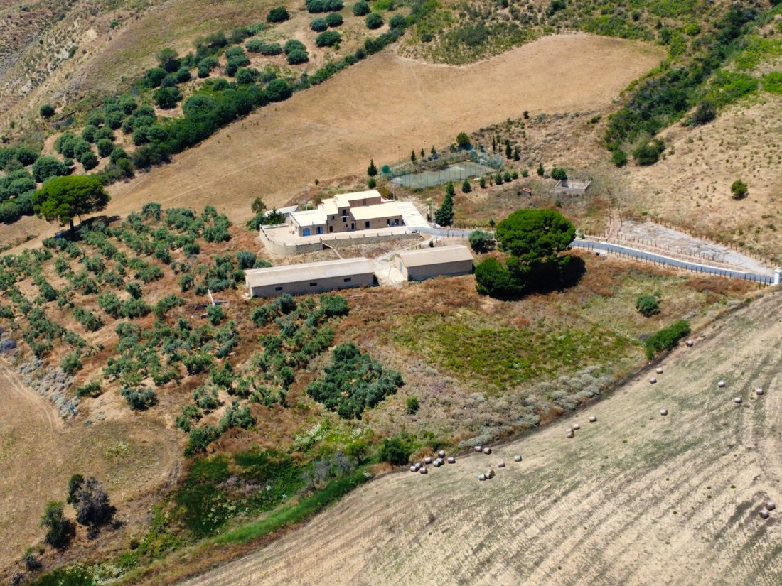 Villa in Caccamo, Sicily, Italy 1 - 17627126