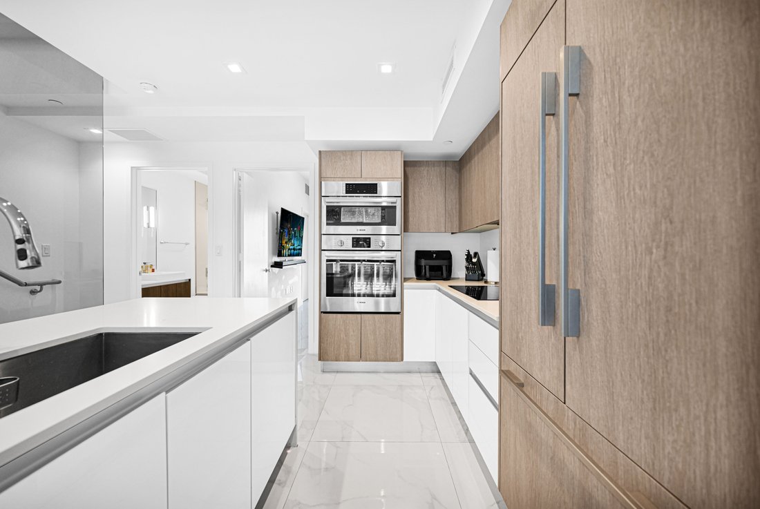 Condo in Miami, Florida, United States 1 - 17626856