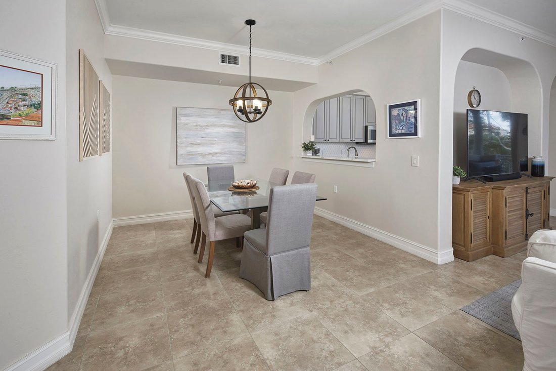 Condo in Naples, Florida, United States 5 - 17626865