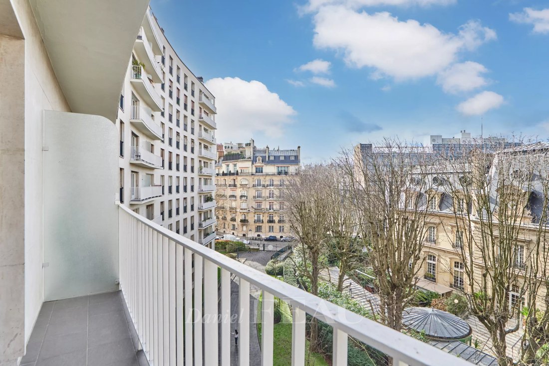 Apartment in Porte Dauphine, Paris 16e Arrondissement, Paris 5 - 17626570