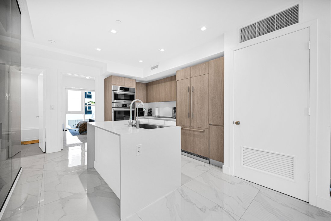 Condo in Miami, Florida, United States 2 - 17626856