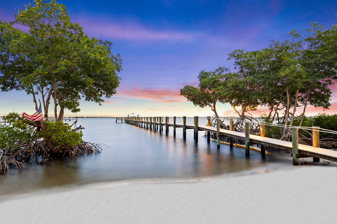 Stuart, Florida, United States 3 - 17626840