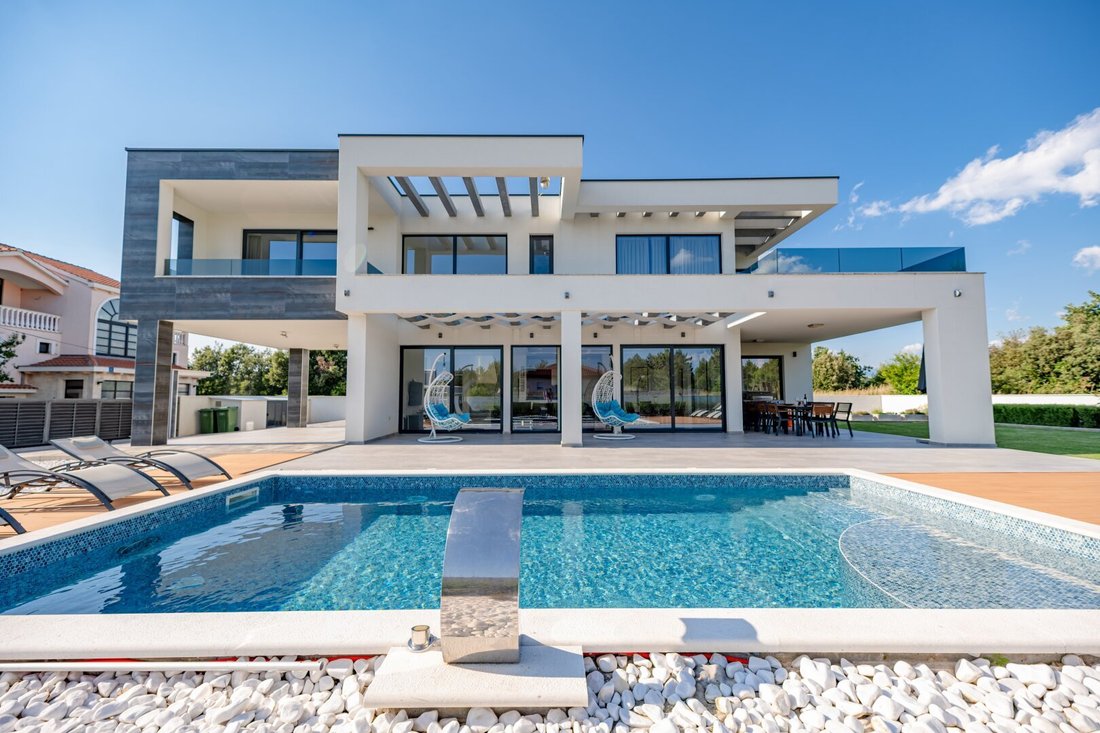 Villa in Zaton, Zadar County, Croatia 2 - 16450734