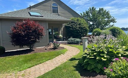 Condo in Laconia, New Hampshire, United States 1