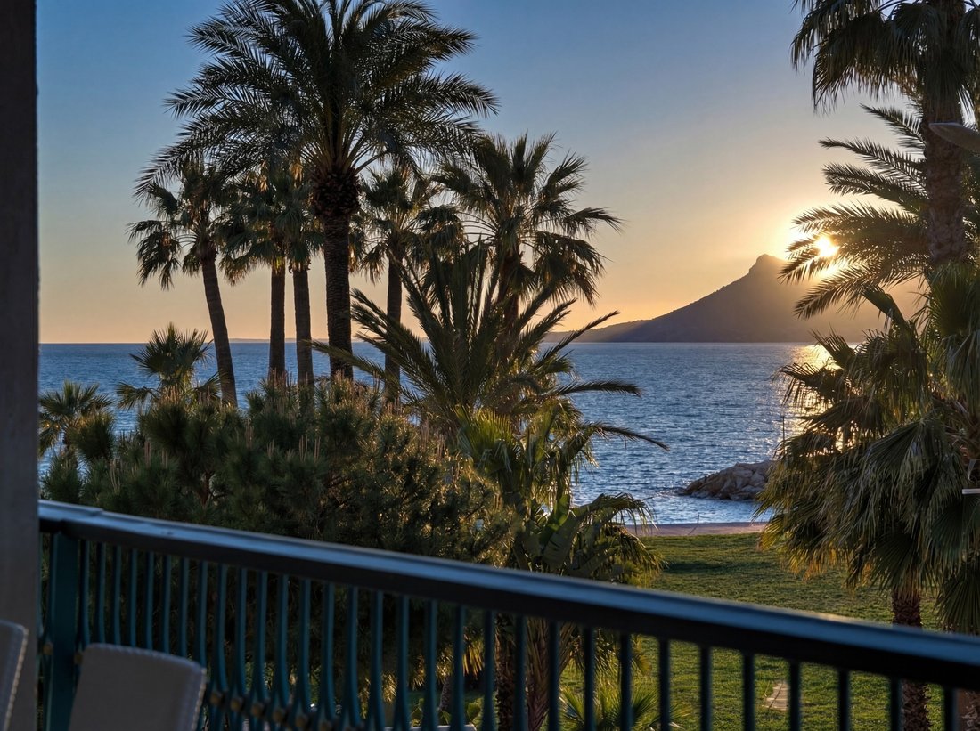 Apartment in Saint Nicolas, Cannes, France 4 - 17626842