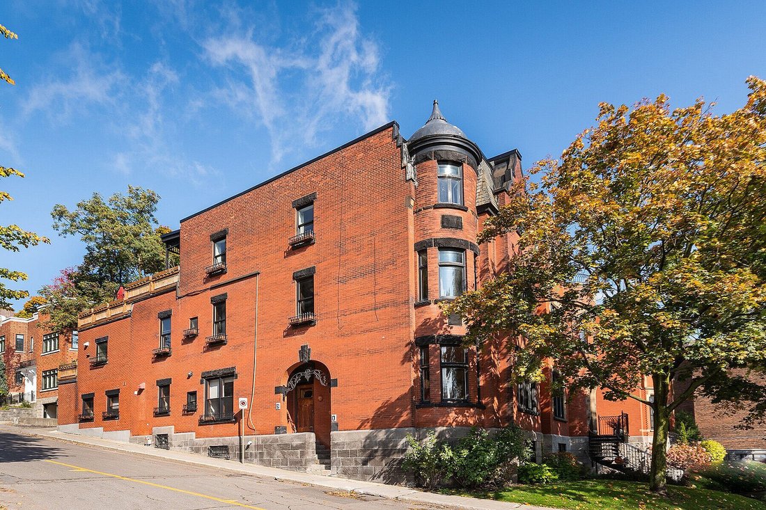 Condo in Westmount, Quebec, Canada 1 - 17626883