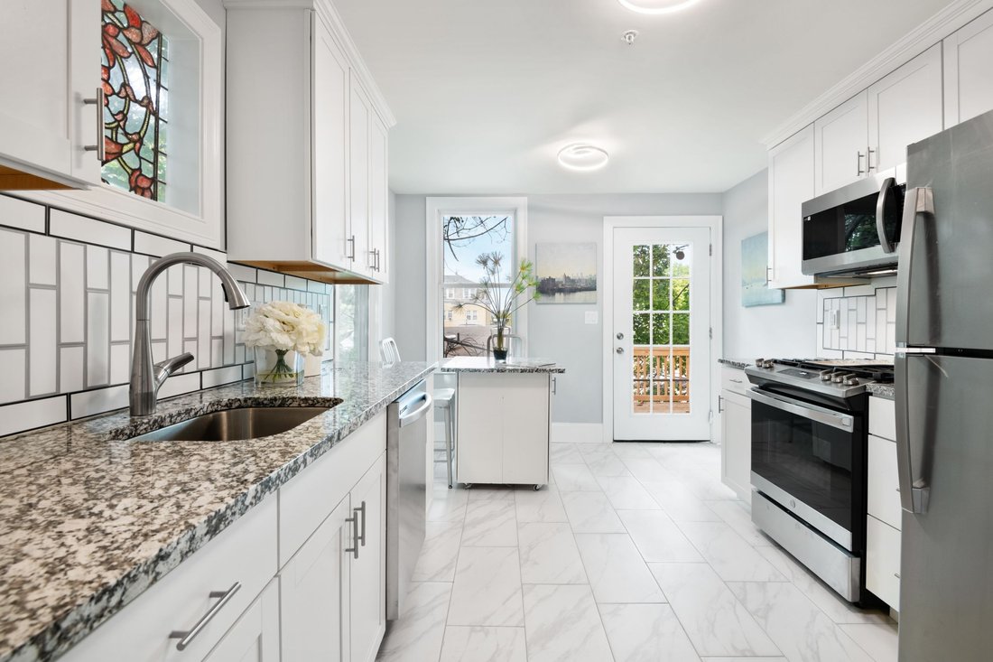 Condo in Boston, Massachusetts, United States 4 - 17627005