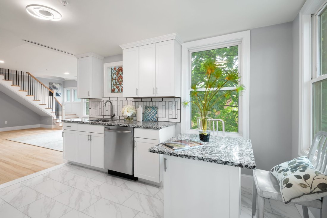 Condo in Boston, Massachusetts, United States 5 - 17627005