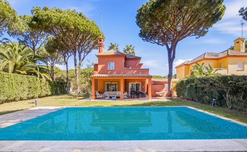 Chalet in Chiclana de la Frontera, Andalusia, Spain 1