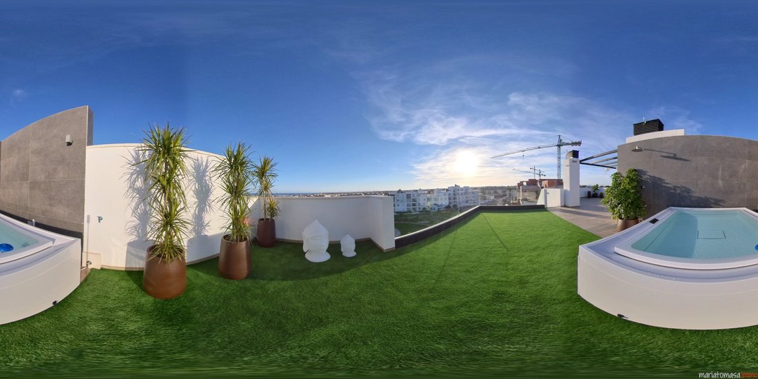 Apartment in Torrevieja, Valencian Community, Spain 2 - 17627176