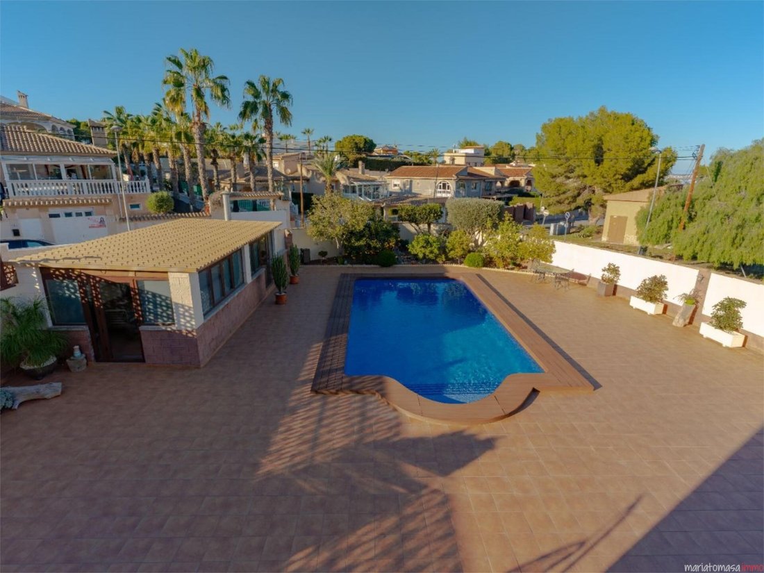 Chalet in Torrevieja, Valencian Community, Spain 4 - 17627549