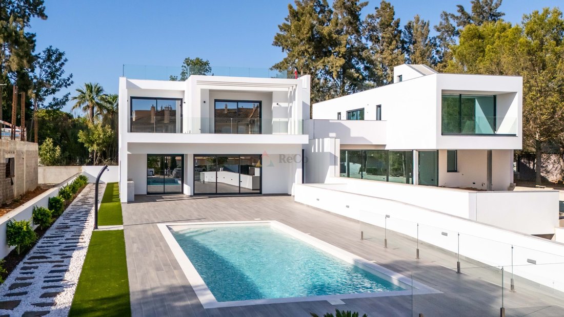 Villa in Vilamoura, Quarteira, Algarve 2 - 16544574