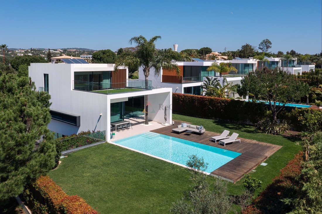 Villa in Vilamoura, Quarteira, Algarve 4 - 17541909