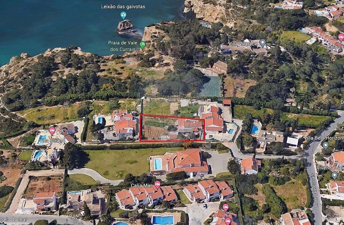 Villa in Carvoeiro, Algarve, Portugal 1 - 13470267