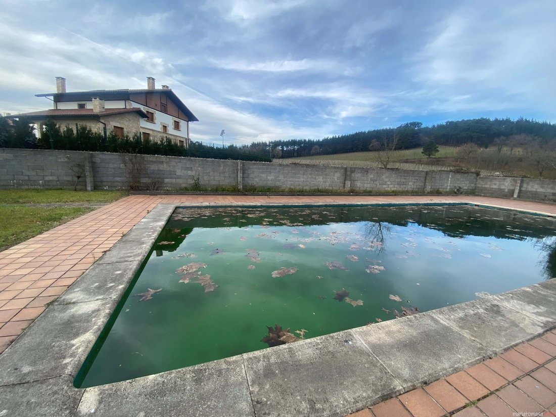 Townhouse in Larrabetzu, Basque Country, Spain 2 - 17627253