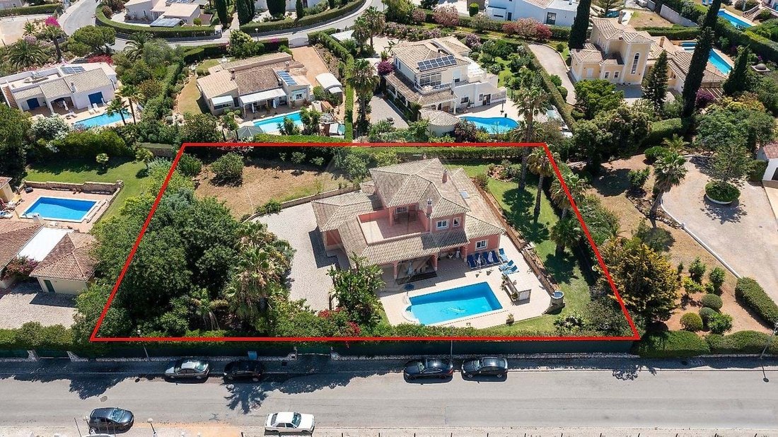 Villa in Estombar e Parchal, Algarve, Portugal 1 - 14433962