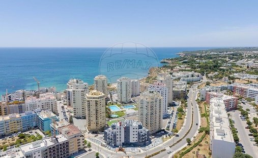 Apartment in Armacao de Pera, Algarve, Portugal 1