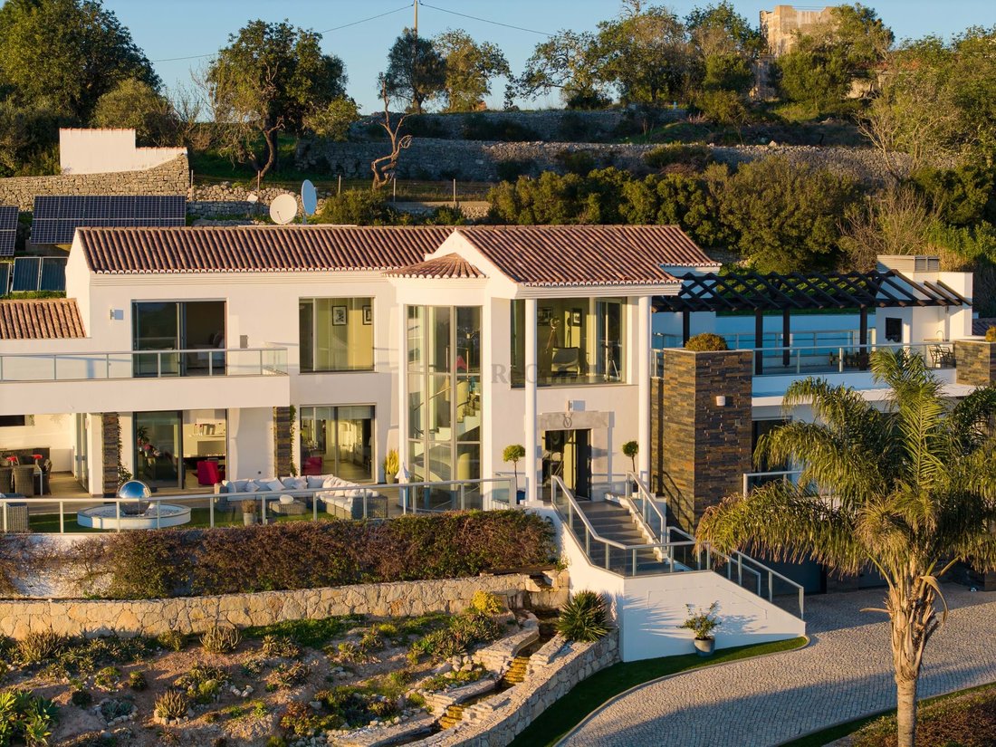 Villa in Loule (Sao Clemente), Algarve, Portugal 3 - 17389574