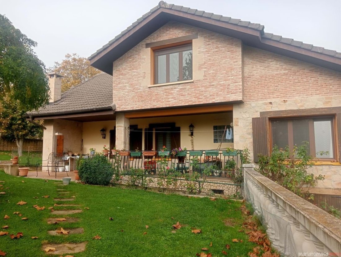 Townhouse in Condado de Trevino, Castile and Leon, Spain 1 - 17627422