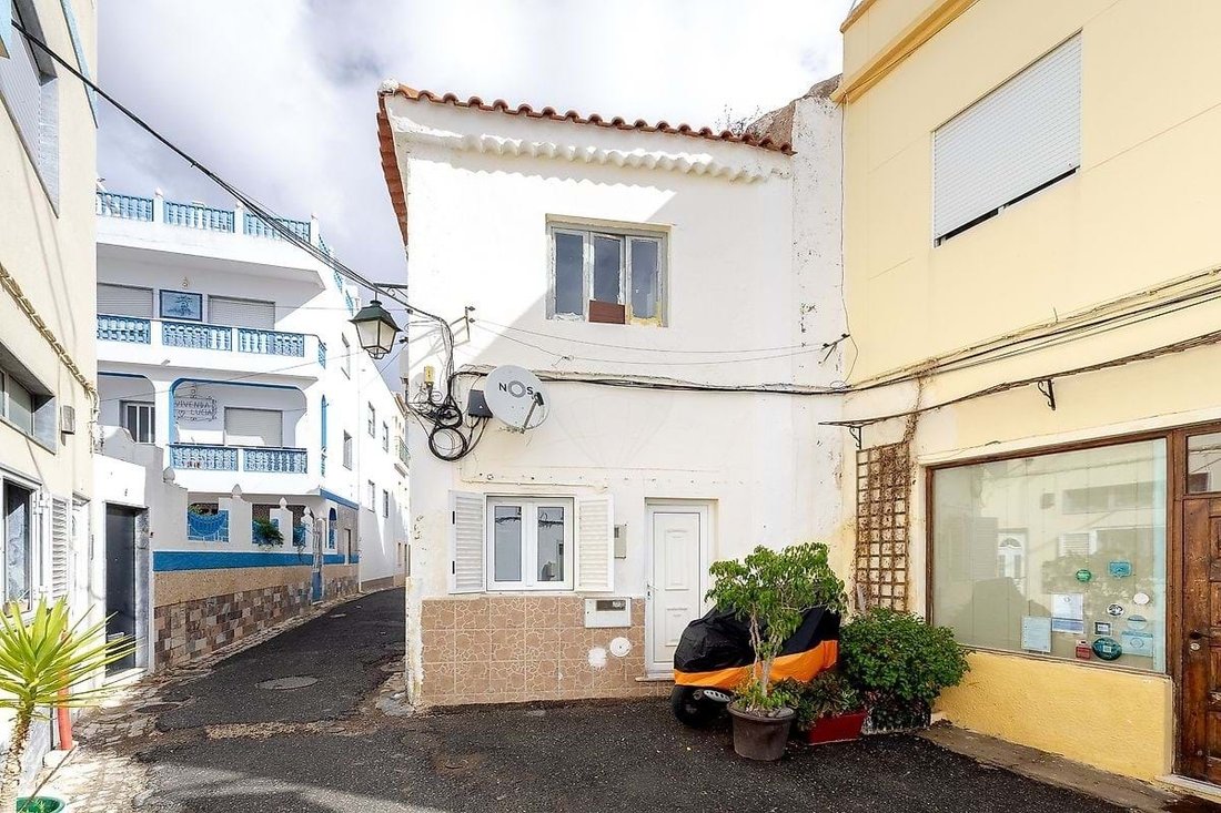 Villa in Alvor, Algarve, Portugal 1 - 16538412