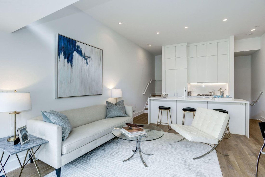 Condo in Washington, District of Columbia, United States 5 - 17627083