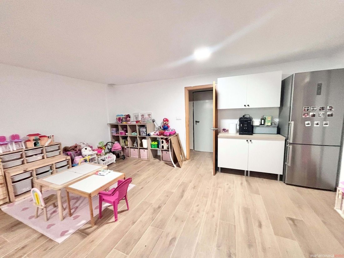 Chalet in Mutxamel, Valencian Community, Spain 4 - 17627598