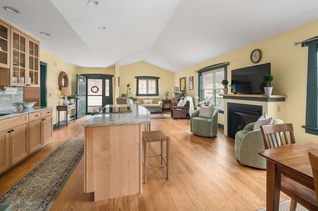 Condo in Eliot, Maine, United States 3 - 17627075
