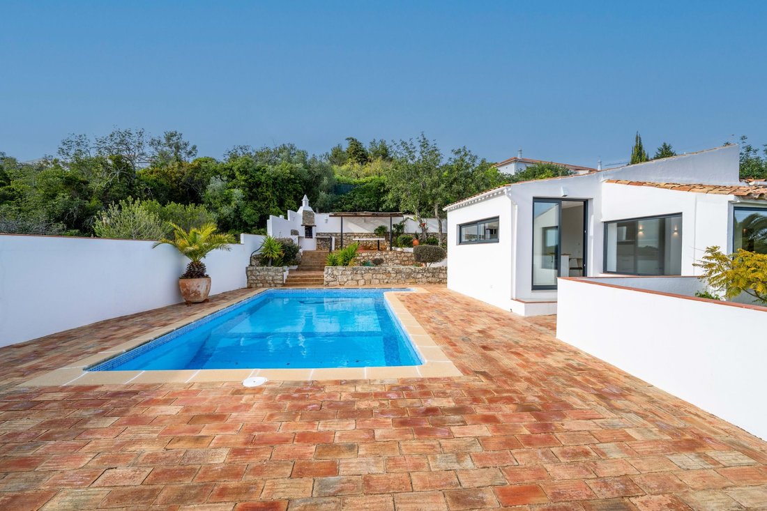 Villa in Faro (Se e Sao Pedro), Algarve, Portugal 2 - 16544567