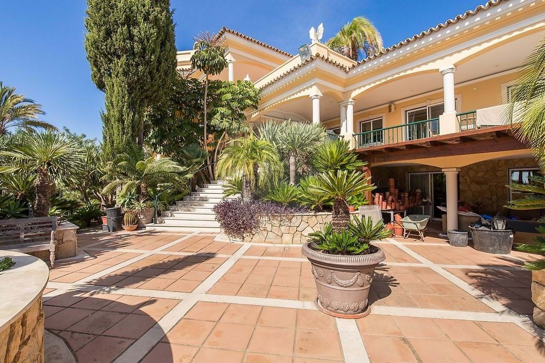 Villa in Olhos de Agua, Algarve, Portugal 1 - 11329545