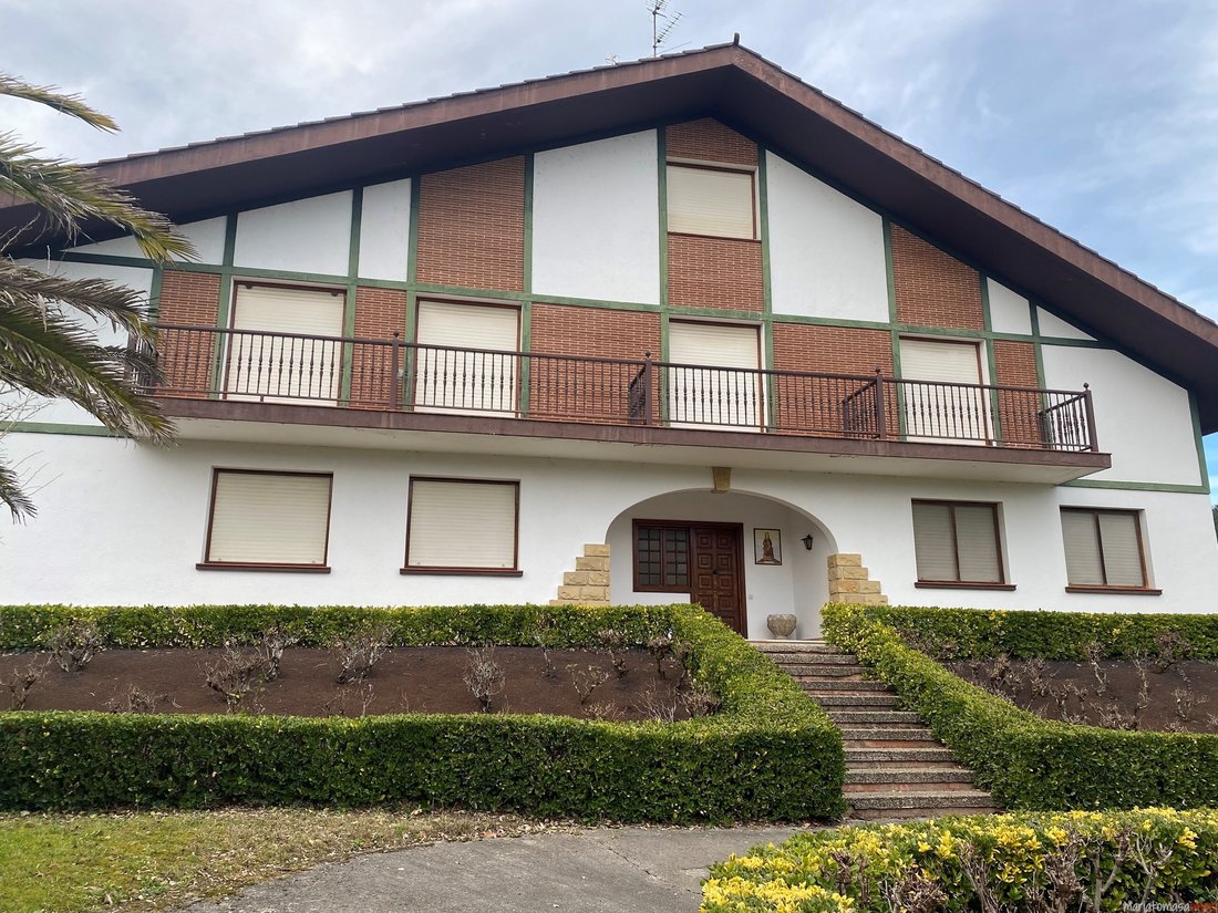 Townhouse in Larrabetzu, Basque Country, Spain 1 - 17627589