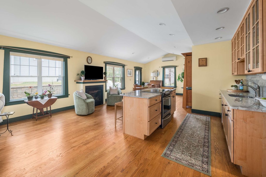 Condo in Eliot, Maine, United States 5 - 17627075