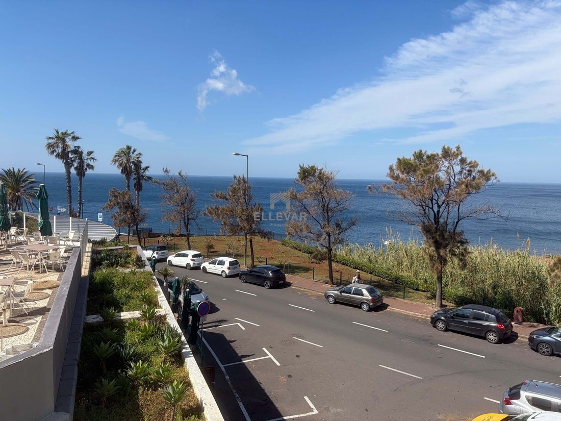 Apartment in Sao Martinho, Madeira, Portugal 1 - 17627073