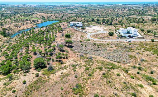 Land in Vila Nova de Cacela, Algarve, Portugal 1