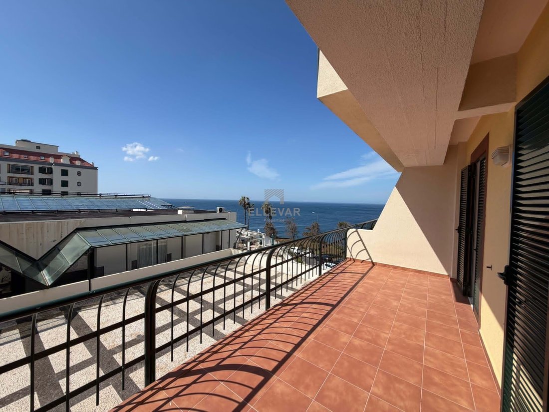Apartment in Sao Martinho, Madeira, Portugal 2 - 17627073