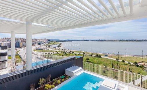 Penthouse in Alto do Seixalinho, Santo Andre e Verderena, Setubal, Portugal 1