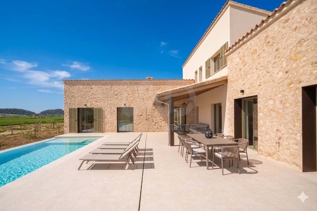 Townhouse in Sineu, Balearic Islands, Spain 4 - 17563482
