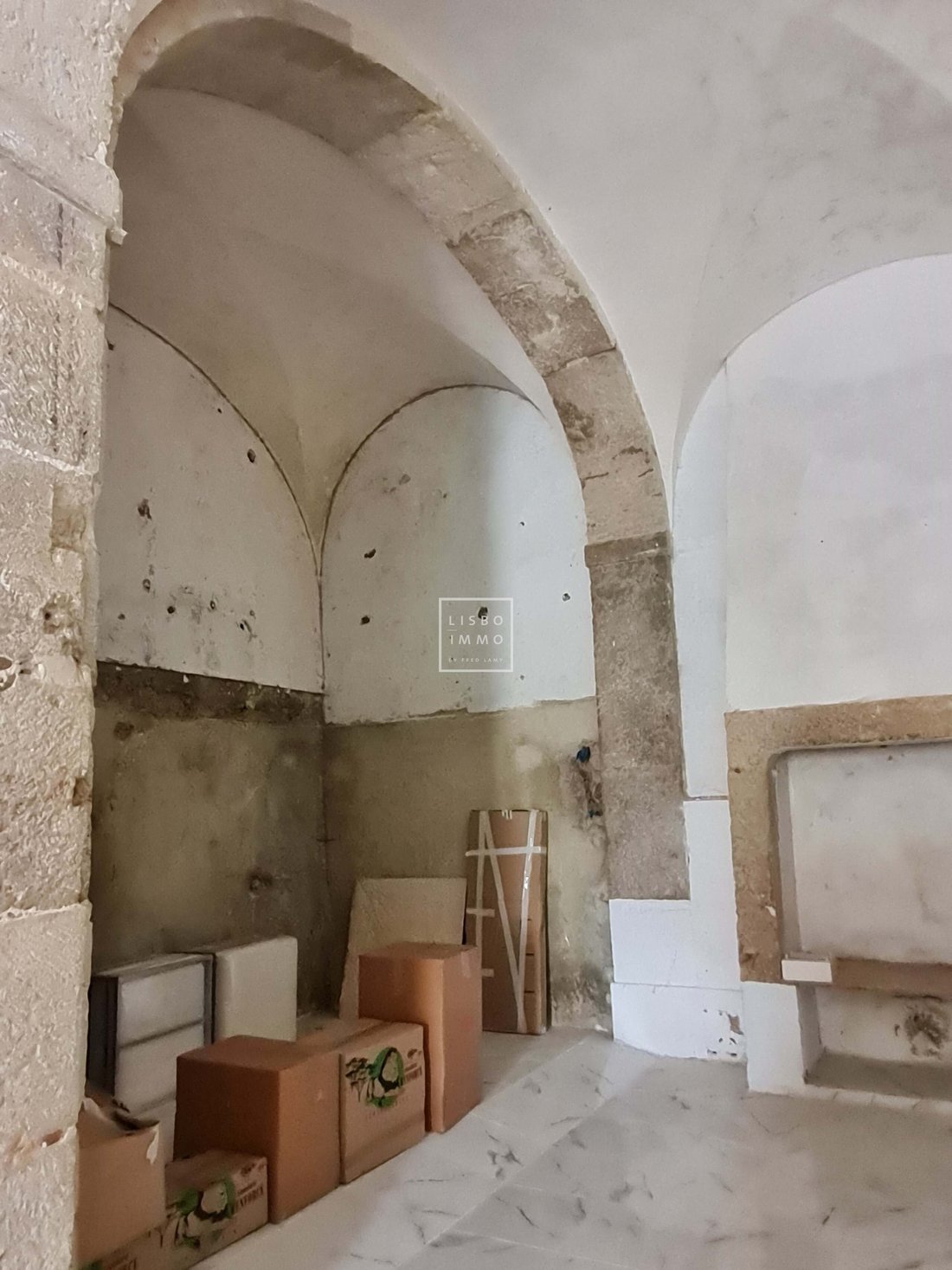 Townhouse in Santa Maria Maior, Lisbon, Portugal 3 - 17627060