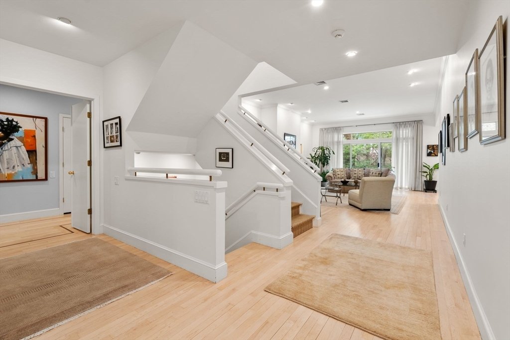 House in Brookline, Massachusetts, United States 5 - 17627384